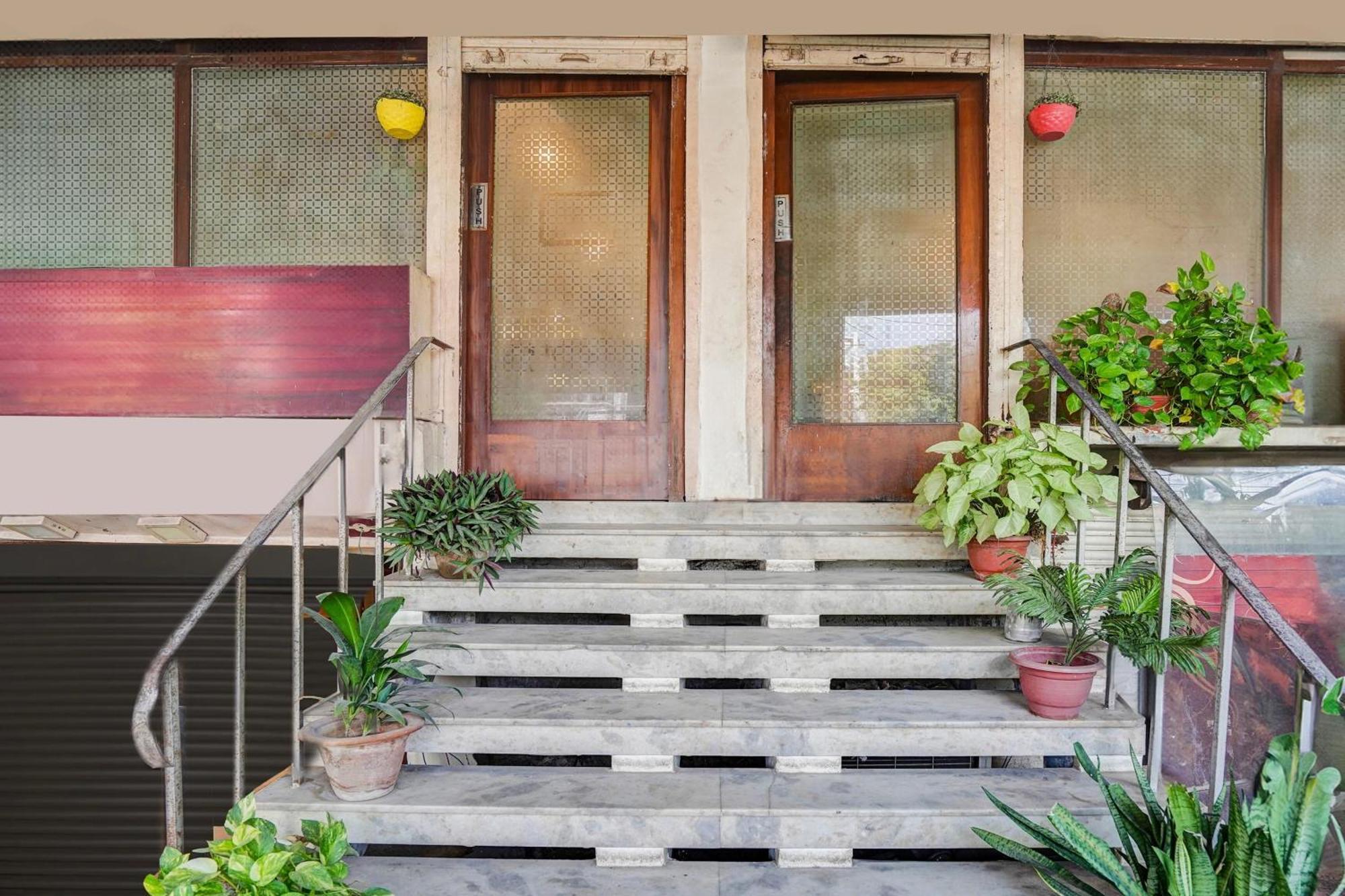 Hotel Super Collection O Ratan Lal Nagar Kánpur Exteriér fotografie