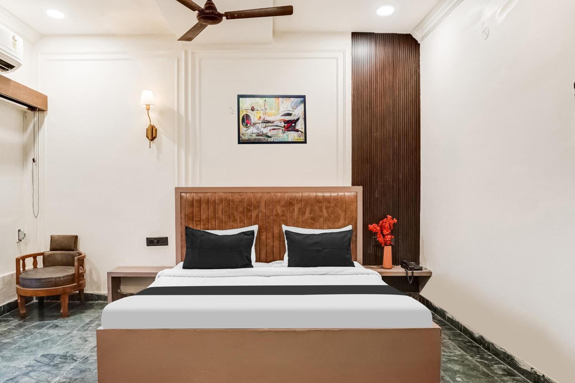 Hotel Super Collection O Ratan Lal Nagar Kánpur Exteriér fotografie